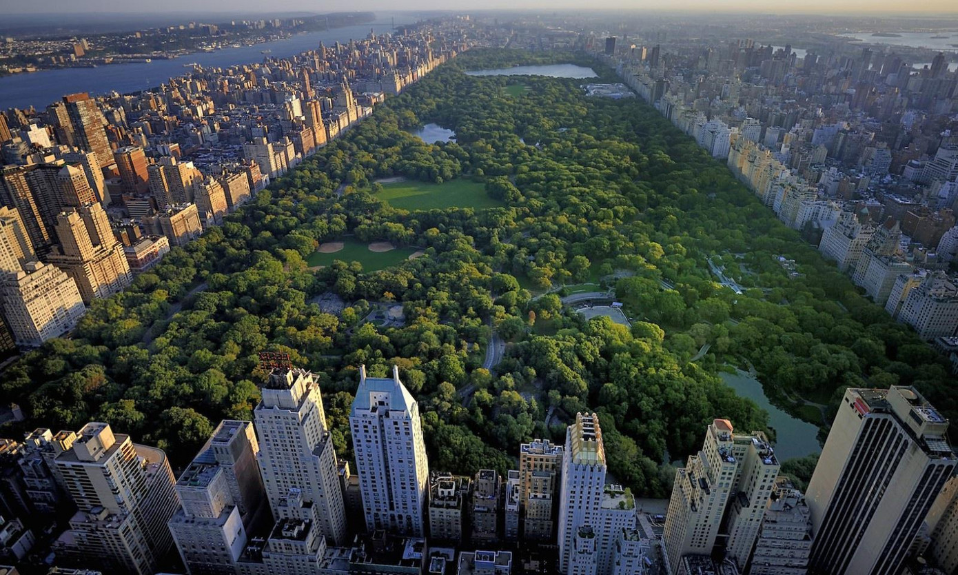 Các tòa nhà có tầm nhìn đắt giá bao quát Central Park - một trong những công viên giữa lòng đô thị nổi tiếng nhất nước Mỹ Các tòa nhà có tầm nhìn đắt giá bao quát Central Park - một trong những công viên giữa lòng đô thị nổi tiếng nhất nước Mỹ