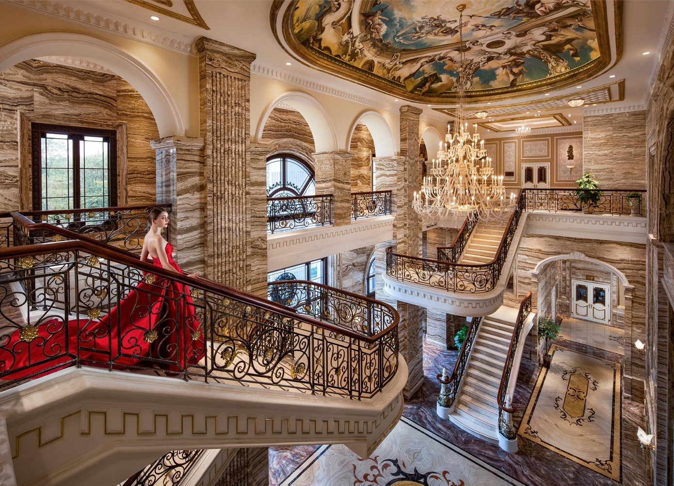 Đại sảnh sang trọng, đẳng cấp tại D’. Palais Louis Đại sảnh sang trọng, đẳng cấp tại D’. Palais Louis