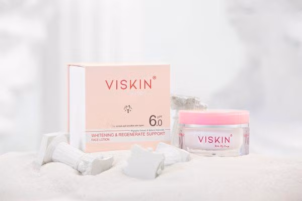 Kem dưỡng trắng hỗ trợ phục hồi da ViSkin giúp “hồi sinh" làn da bị nhiễm corticoid Kem dưỡng trắng hỗ trợ phục hồi da ViSkin giúp “hồi sinh" làn da bị nhiễm corticoid