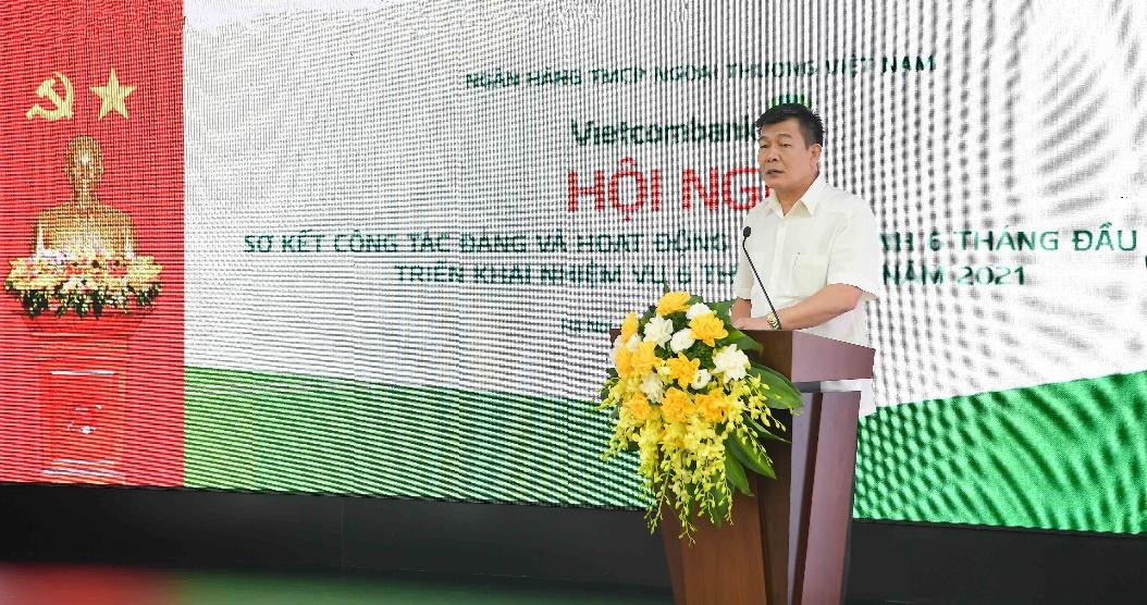 Đồng chí Nguyễn Đức Phong – Phó Bí thư Đảng ủy Khối Doanh nghiệp Trung ương phát biểu chỉ đạo tại hội nghị