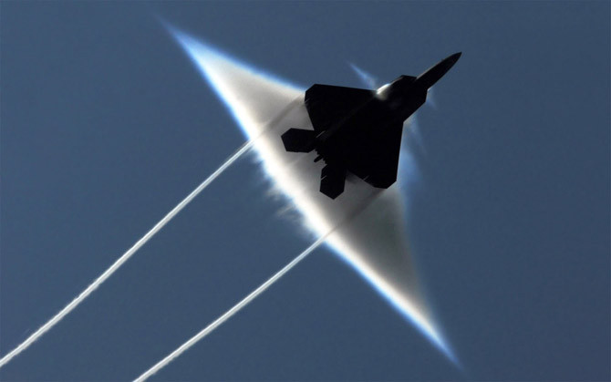 Tiêm kích tàng hình Lockheed F-22 