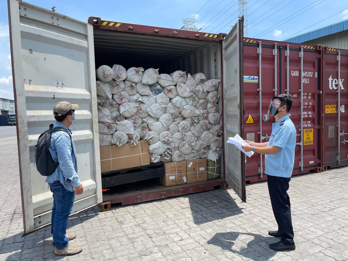 Doanh nghiệp được tạo thuận lợi khi xuất nhập hàng Doanh nghiệp được tạo thuận lợi khi xuất nhập hàng