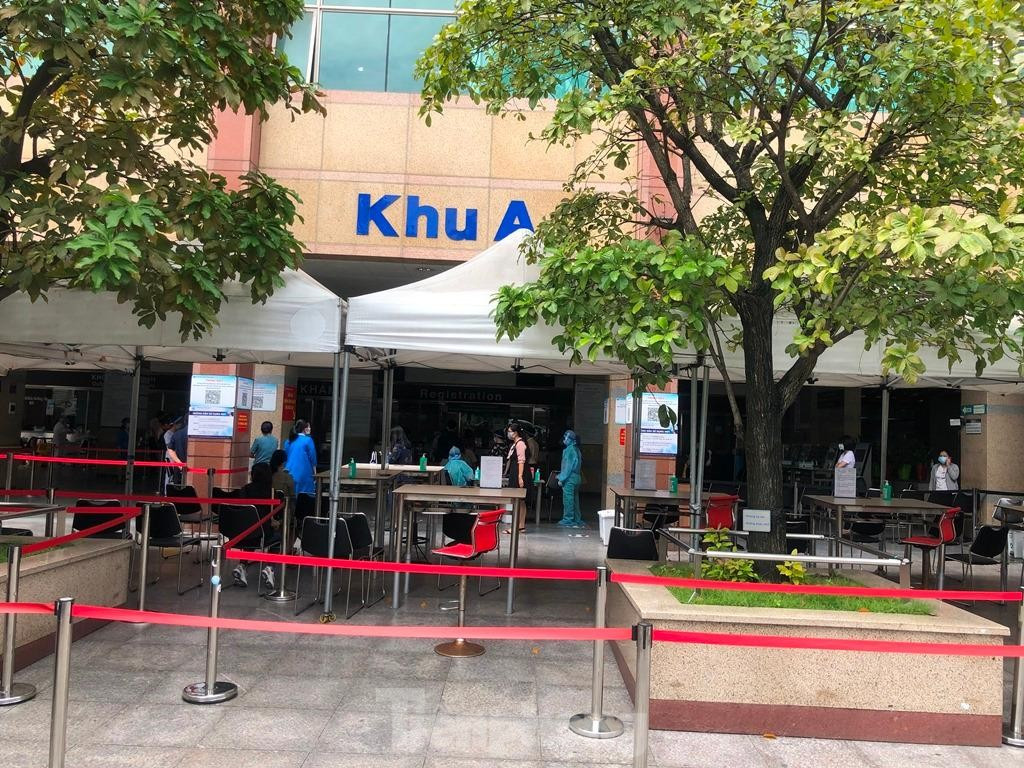 BV đã khử khuẩn toàn bộ, kết quả xét nghiệm của tất cả nhân viên y tế đều âm tính BV đã khử khuẩn toàn bộ, kết quả xét nghiệm của tất cả nhân viên y tế đều âm tính