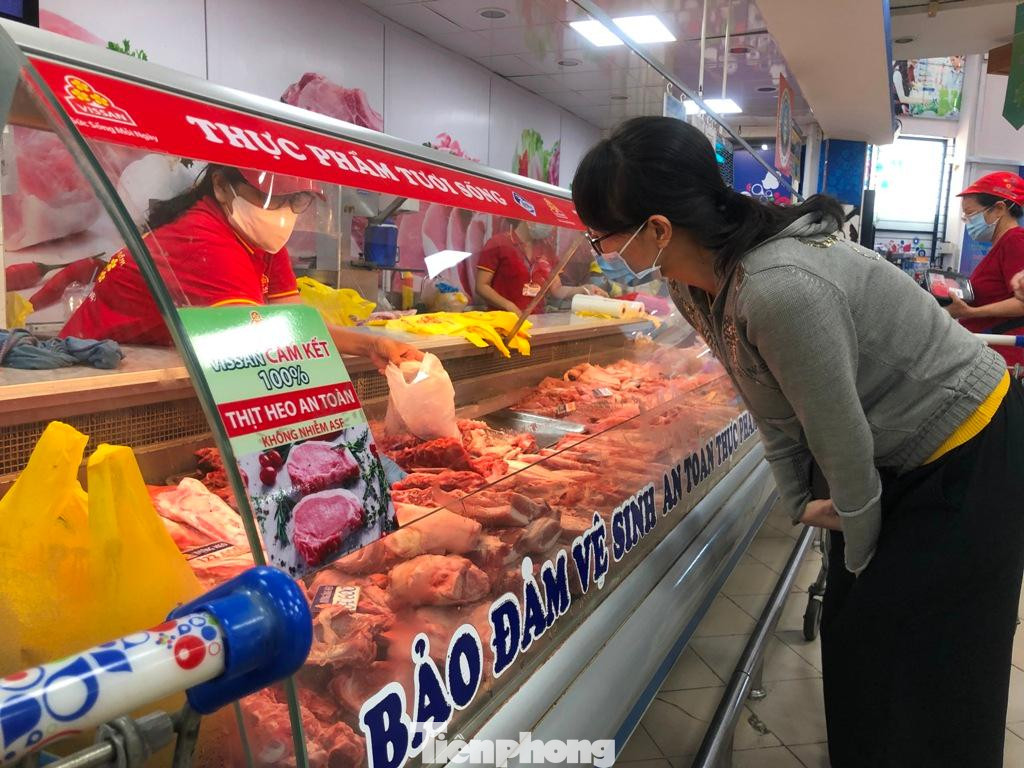 Thịt heo giảm giá hỗ trợ người mua Thịt heo giảm giá hỗ trợ người mua