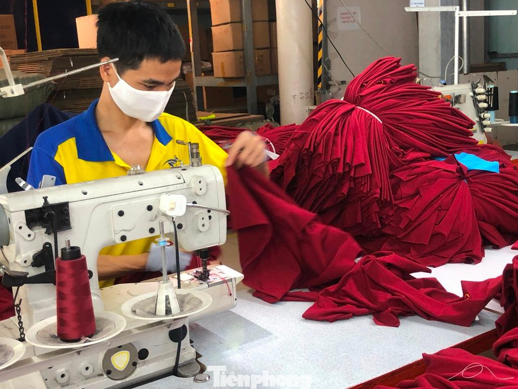 Nhiều DN dệt may phải từ chối bớt đơn hàng vì thiếu lao động