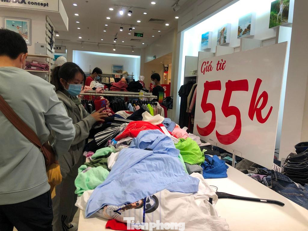 Các sản phẩm sale sập sàn chỉ còn 55.000 đồng/sản phẩm