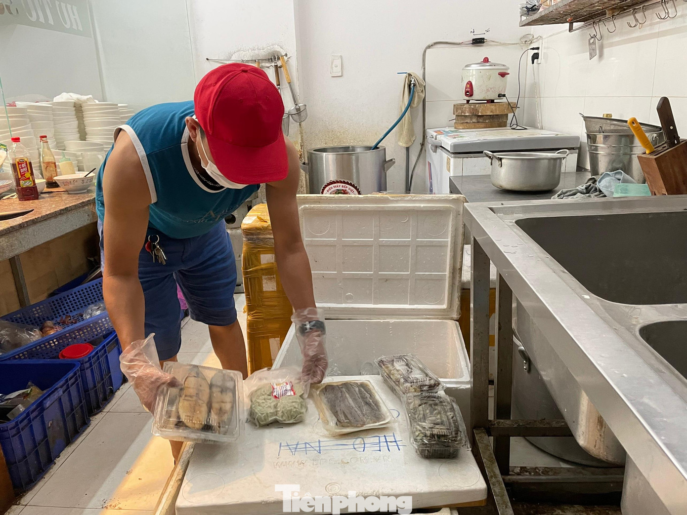 Không chỉ có rau củ, thủy hải sản tươi ngon cũng tấp nập đơn hàng Không chỉ có rau củ, thủy hải sản tươi ngon cũng tấp nập đơn hàng