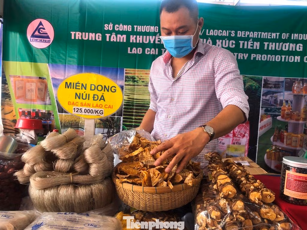Đặc sản Lào Cai "ngon, lạ" với giá cả phải chăng tiếp thị người dân thành phố