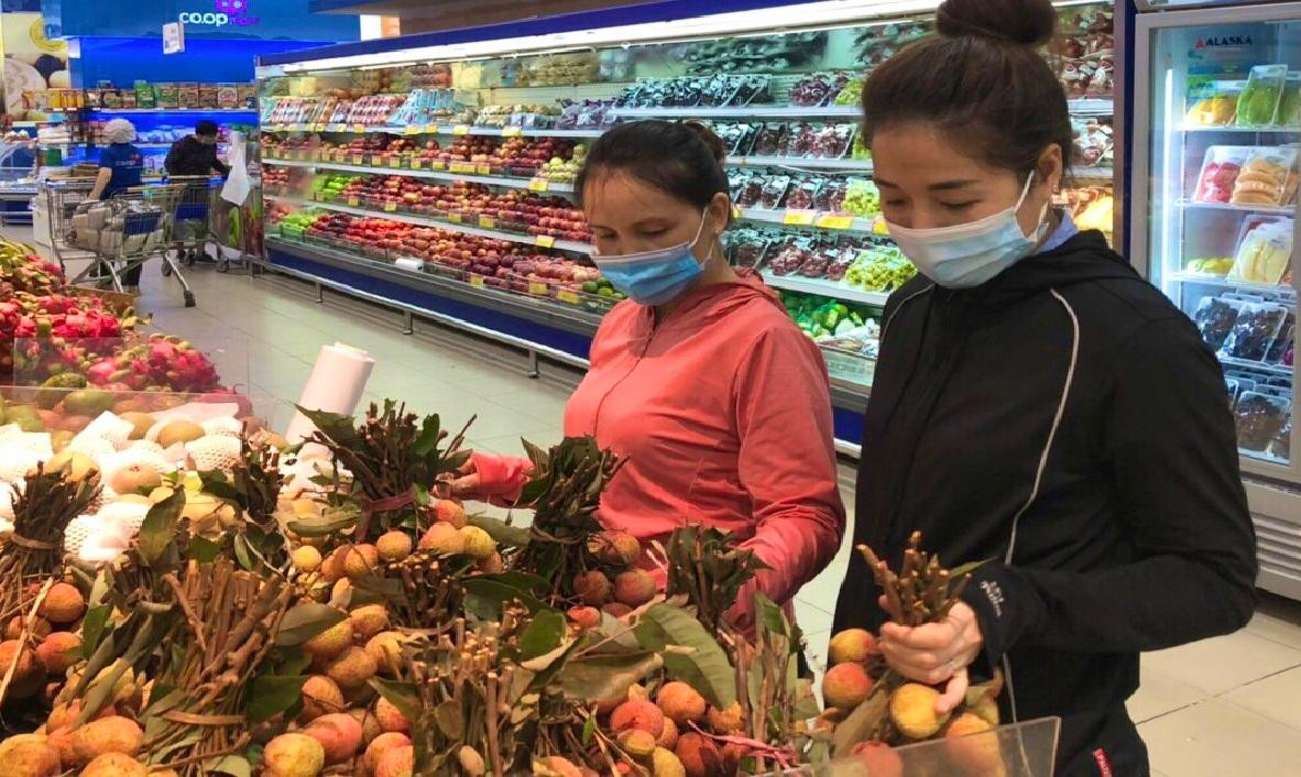 Các siêu thị dự kiến lượng vải thiều tiêu thụ năm nay sẽ tăng hơn so với năm ngoái