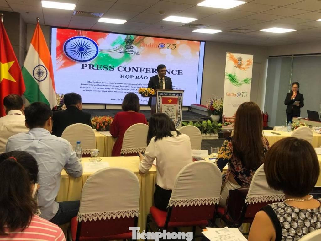 Tổng lãnh sự quán Ấn Độ tại TPHCM kỳ vọng dịch bệnh sẽ được kiểm soát trong 1-2 tháng tới Tổng lãnh sự quán Ấn Độ tại TPHCM kỳ vọng dịch bệnh sẽ được kiểm soát trong 1-2 tháng tới