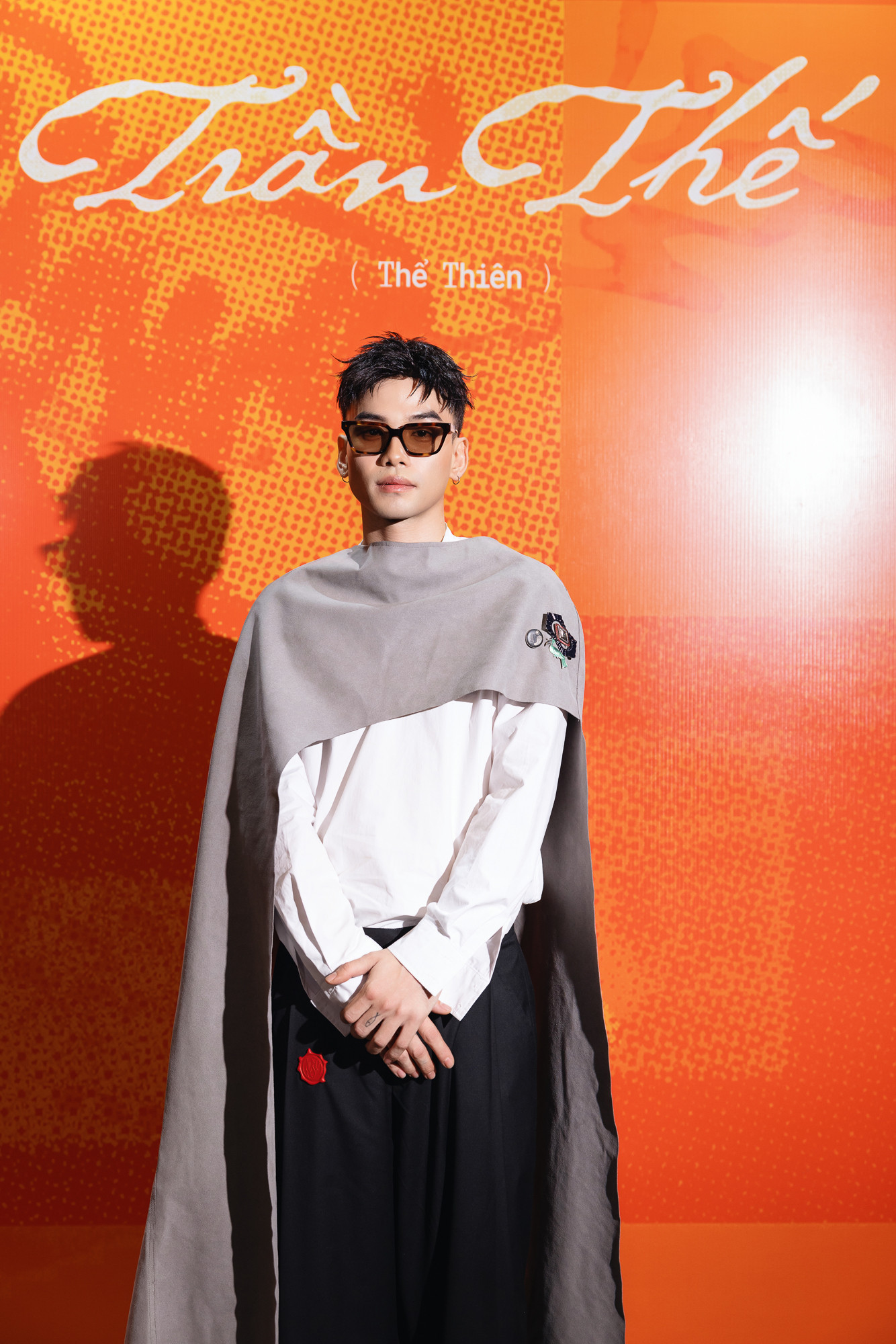 Cháu trai của nhạc sĩ Trịnh Công Sơn debut với nghệ danh Thể Thiên. Cháu trai của nhạc sĩ Trịnh Công Sơn debut với nghệ danh Thể Thiên.