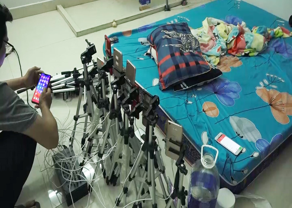 Nhóm người Trung Quốc thu hàng trăm triệu mỗi ngày từ các clip sex tự sản xuất ảnh 2