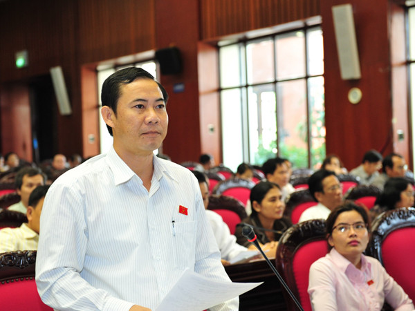 Đại biểu Quốc hội đặt câu hỏi