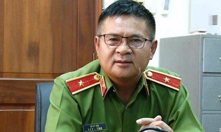 Video 'hot': Rượt đuổi “xe điên” biển xanh gây tai nạn bỏ chạy ở Hà Nội ảnh 2