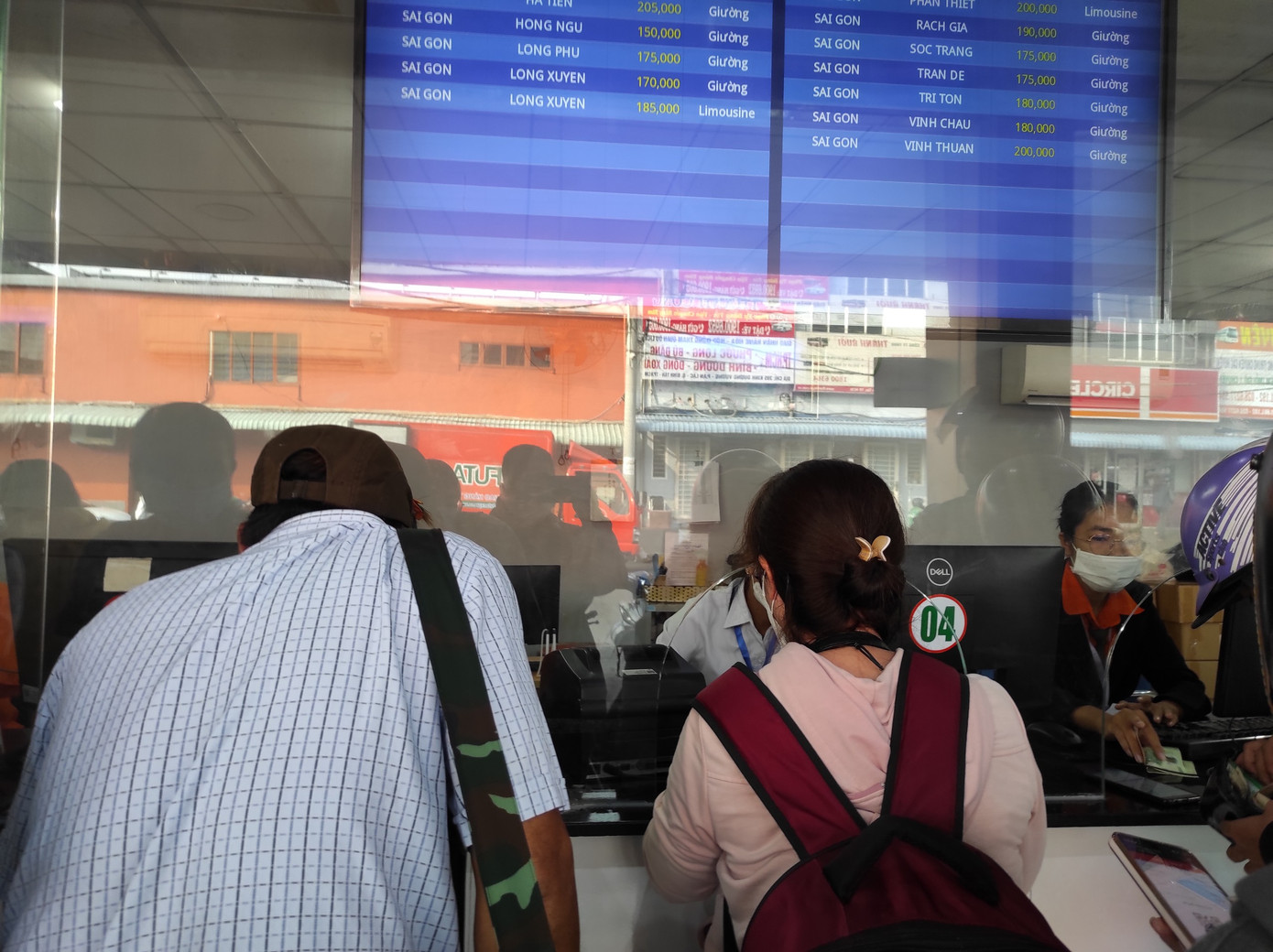 Một số nhà xe giữ ổn định giá vé, không phụ thu trong dịp nghỉ lễ.