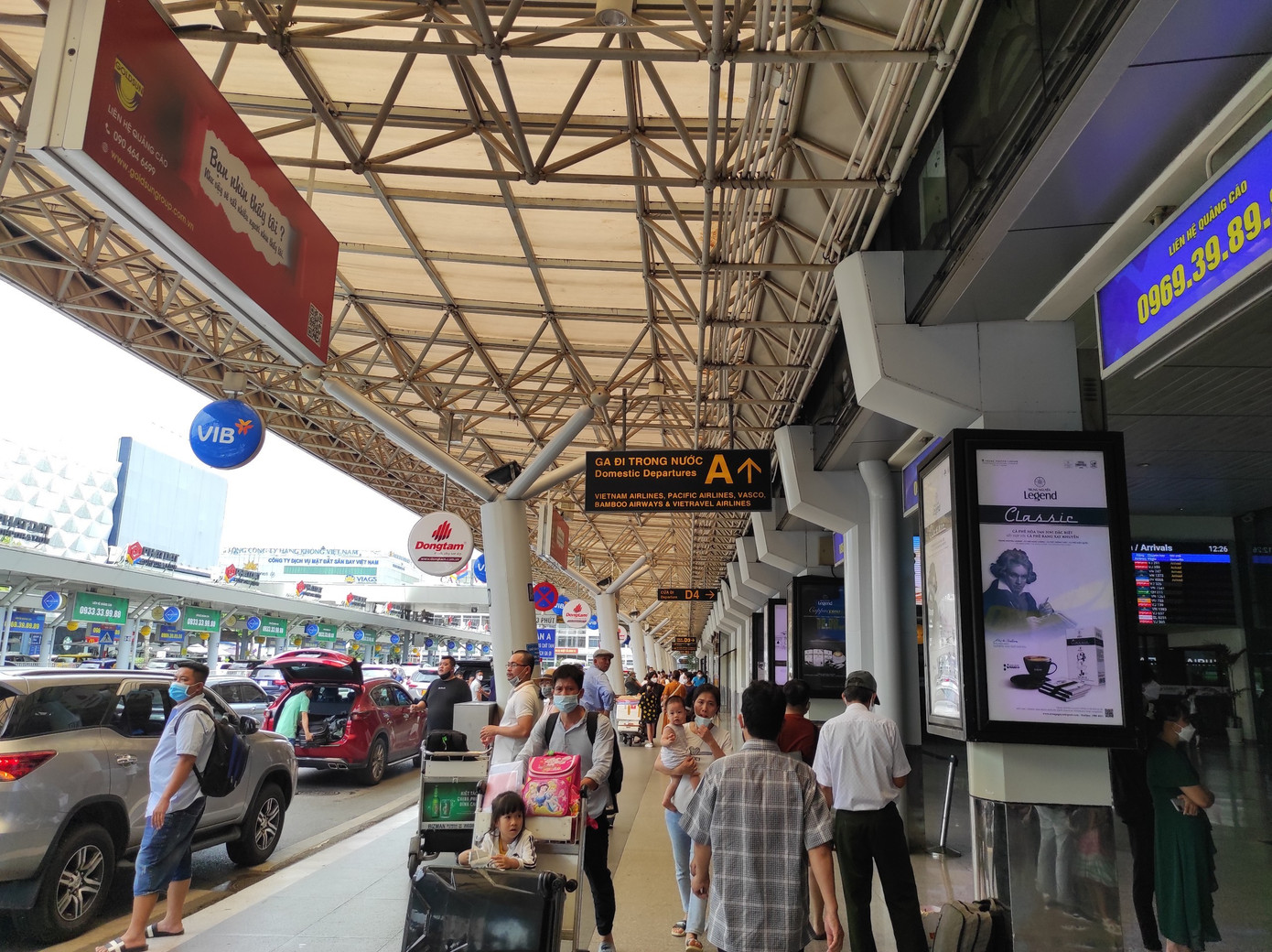 Cảng HKQT Tân Sơn Nhất điều tiết các phương tiện, trang thiết bị hợp lý, không để xảy ra tắc nghẽn.