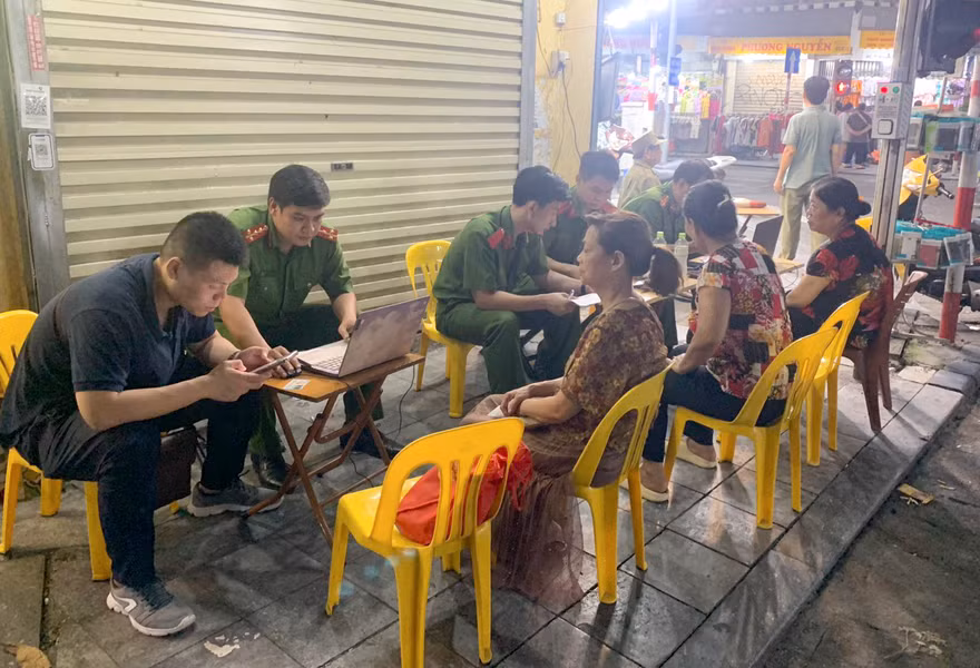 CAQ Hoàn Kiếm quyết tâm đến ngày 30/6/2023 sẽ hoàn thành chỉ tiêu kích hoạt định danh điện tử.