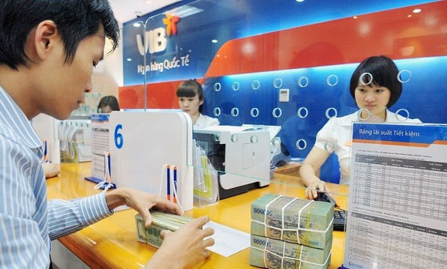 Nhiều ngân hàng cập nhật lãi suất tiết kiệm mới dưới 6 tháng. Nhiều ngân hàng cập nhật lãi suất tiết kiệm mới dưới 6 tháng.