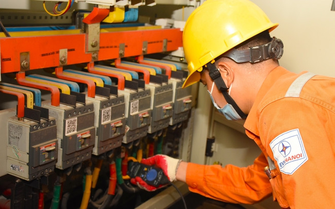 Nhiều công ty, xưởng, nhà máy bị cắt điện cả ngày 3/6. Nhiều công ty, xưởng, nhà máy bị cắt điện cả ngày 3/6.