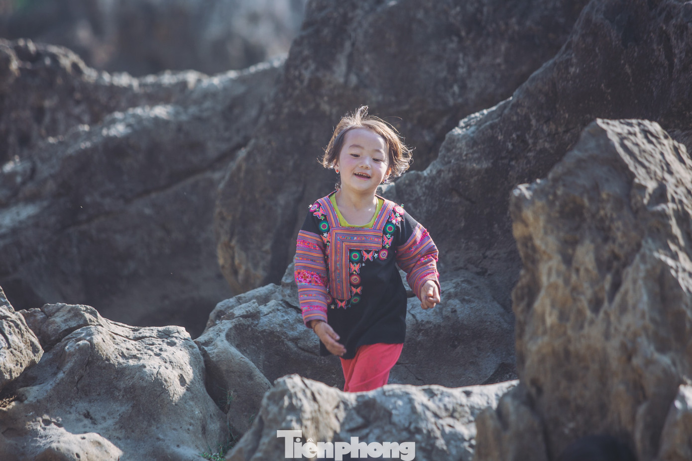 Đặc sản của thung lũng này là tiếng gia cầm, gia súc, tiếng chim hót và tiếng trẻ em chơi đùa trên bãi cỏ xanh mướt, núi đá cao nguyên.