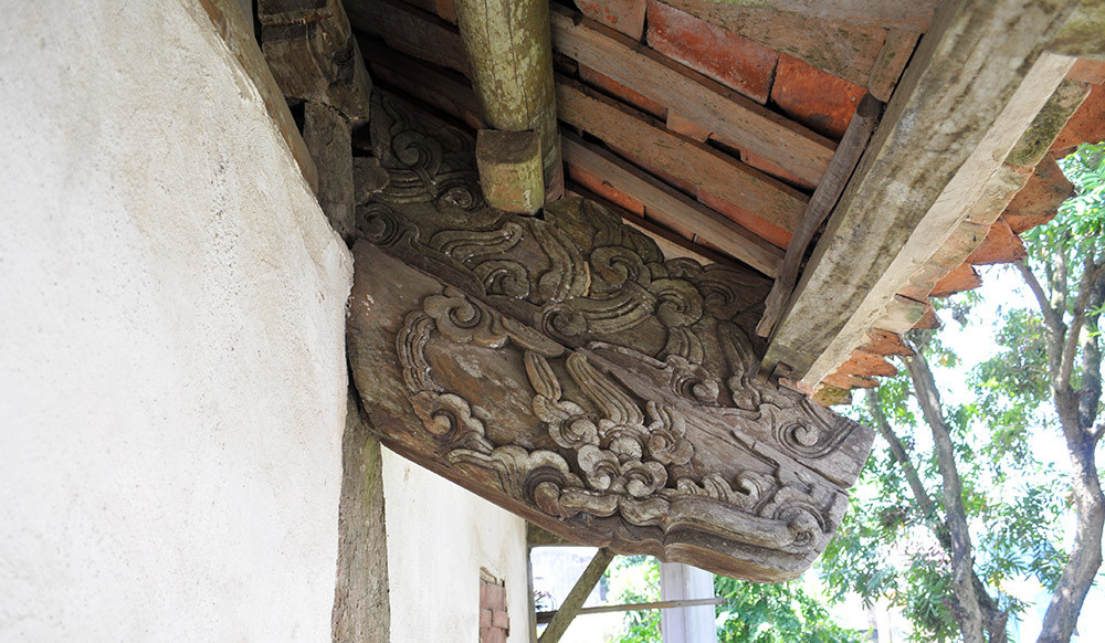 Vẻ đẹp của ngôi đình 300 năm tuổi trước ngày bị 'bức tử' ảnh 6