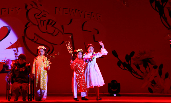 Trong đó có những gương mặt ấn tượng về độ tuổi như Phan Thiên Bạch Anh tài năng piano mới 10 tuổi; hay nghị lực sống và cống hiến như thầy giáo Chu Quang Đức, trường THPT Mê Linh, Hà Nội; ... Mỗi một cá nhân là một ấn tượng của đêm mừng công