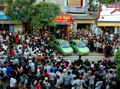 Người xem quá đông là nguyên nhân CA khó triển khai nghiệp vụ