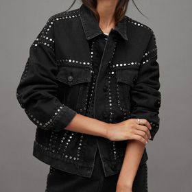 Quần áo bò giúp bạn chống nắng hiệu quả. Quần áo bò giúp bạn chống nắng hiệu quả.