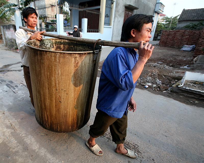 Chiếc thùng này có thể luộc 500 bánh chưng 1 lần