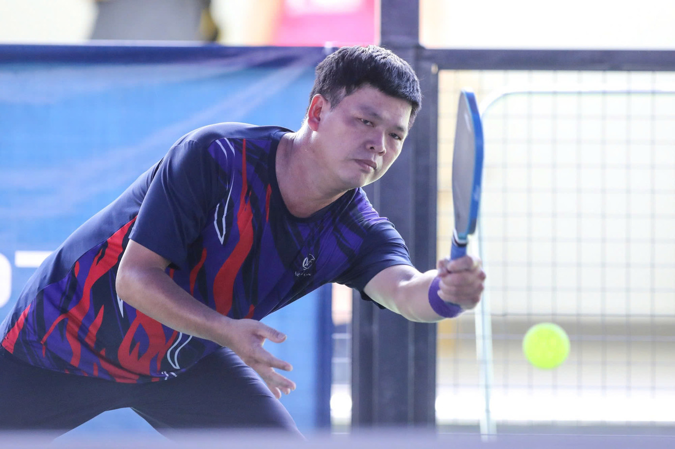 Chung kết đơn nam chuyên nghiệp (trên 35 tuổi) giữa hai tay vợt Ngô Đức Dương và Trần Mai Lâm.