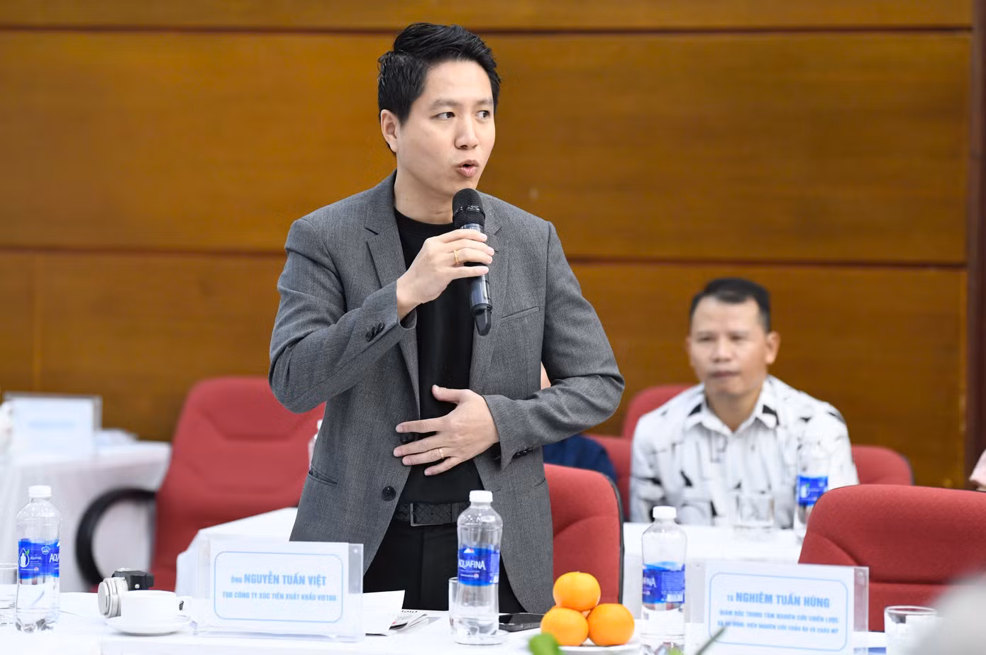 Ông Nguyễn Tuấn Việt – Tổng Giám đốc Công ty xúc tiến xuất khẩu Vietgo. Ông Nguyễn Tuấn Việt – Tổng Giám đốc Công ty xúc tiến xuất khẩu Vietgo.