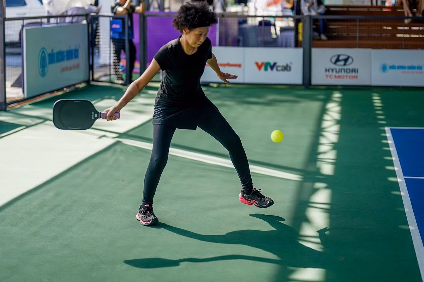 Ngày thứ hai Giải Pickleball Việt Nam - Cúp Hyundai Thành Công 2025: Xác định nhiều cặp chung kết ảnh 44