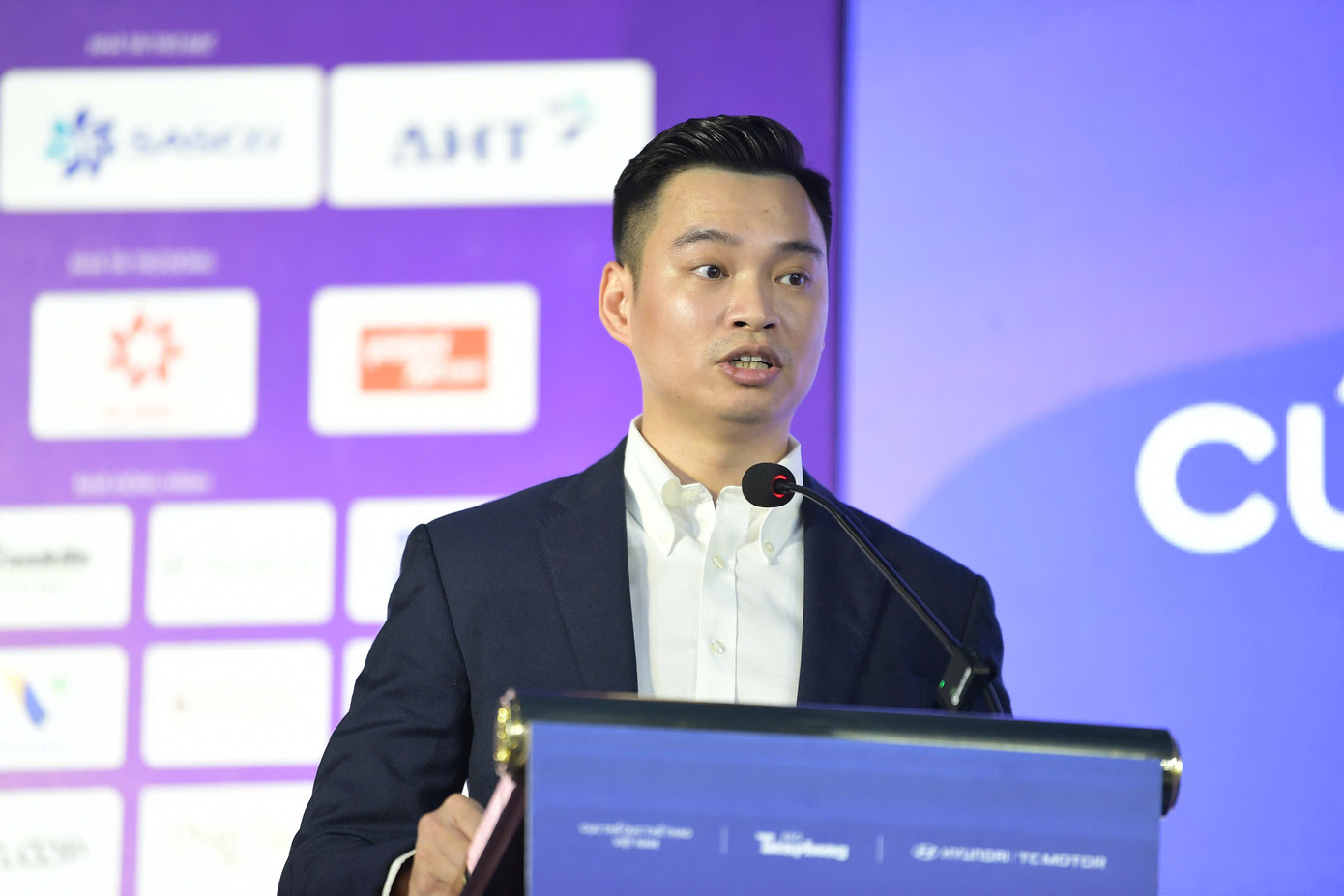 Ông Ngô Tiến Đạt - Phó Tổng Giám đốc Công ty Cổ phần liên doanh Ô tô Huyndai Thành Công Việt Nam.