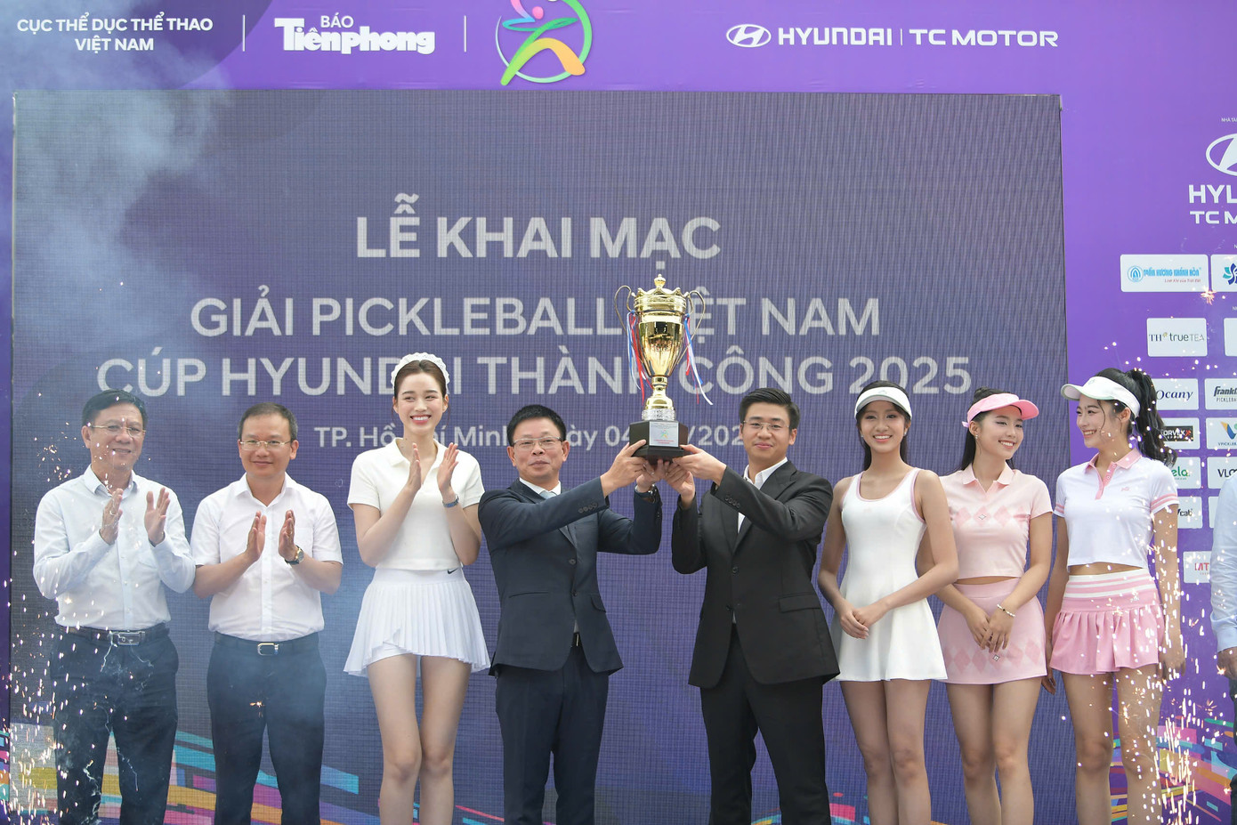 Xác định nhiều cặp chung kết sau ngày thi đấu thứ nhất Giải Pickleball Việt Nam 2025 ảnh 13 Xác định nhiều cặp chung kết sau ngày thi đấu thứ nhất Giải Pickleball Việt Nam 2025 ảnh 13