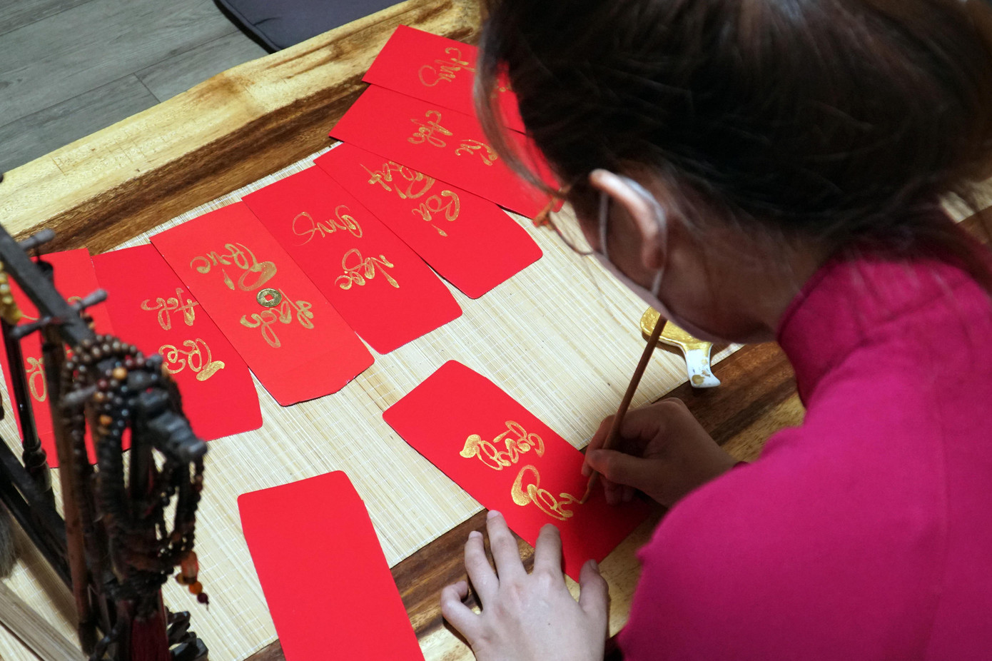 Hiện Kiều Trâm đang sở hữu một trang bán thư pháp online. Trâm thường nhận viết bao lì xì là chủ yếu, mỗi chiếc có giá 10.000 đồng. Cô chia sẻ, sắp tới sẽ mở một triển lãm nhỏ về thư pháp để kỷ niệm 10 năm theo đuổi bộ môn này. Bằng sự nhiệt huyết của tuổi trẻ, cô mong có thể giữ gìn và phát triển nền thư pháp Việt Nam đến rộng rãi mọi người, không kén chọn độ tuổi.