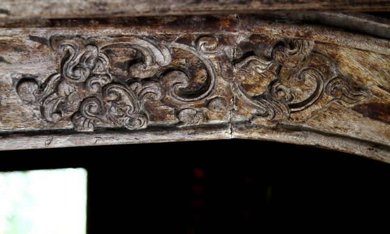 Công trình Hiển Lâm Các có nhiều họa tiết trạm nổi