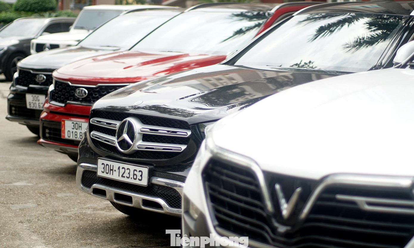 Cụ thể, đầu năm 2020, Nguyễn Minh Thành (SN 1989, trú tại Ba Đình, Hà Nội) tìm hiểu trên mạng mua nguồn game và đưa game bài “SUMVIP” và “VUACLUB” hoạt động trên mạng. Thành cùng một số đối tượng xây dựng, chỉnh sửa phần mềm game bài và quản lý các đại lý. Cụ thể, đầu năm 2020, Nguyễn Minh Thành (SN 1989, trú tại Ba Đình, Hà Nội) tìm hiểu trên mạng mua nguồn game và đưa game bài “SUMVIP” và “VUACLUB” hoạt động trên mạng. Thành cùng một số đối tượng xây dựng, chỉnh sửa phần mềm game bài và quản lý các đại lý.