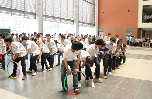 Khó hơn khi truyền về phía sau