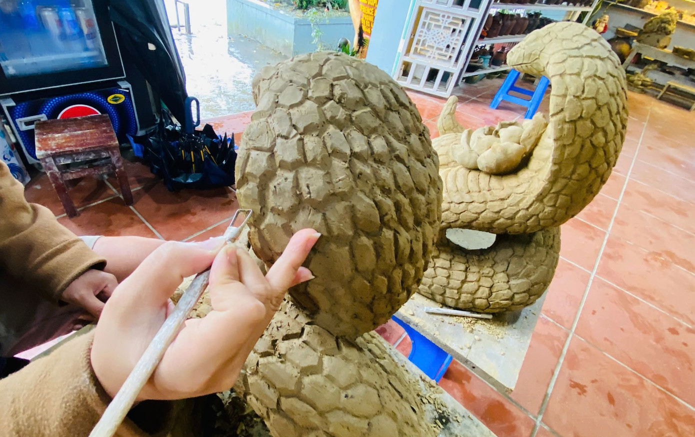 Tỉ mỉ từng chi tiết. Tỉ mỉ từng chi tiết.