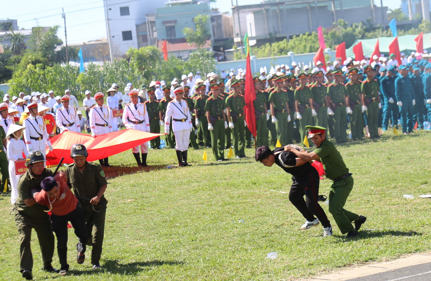 Các tình huống diễn tập về an ninh trật tự. Các tình huống diễn tập về an ninh trật tự.