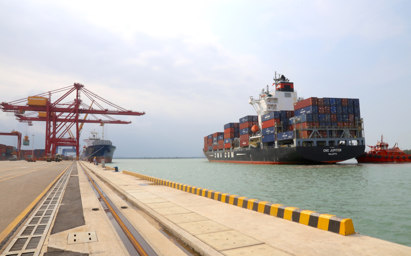 Bến 5 vạn tấn Cảng quốc tế Chu Lai.