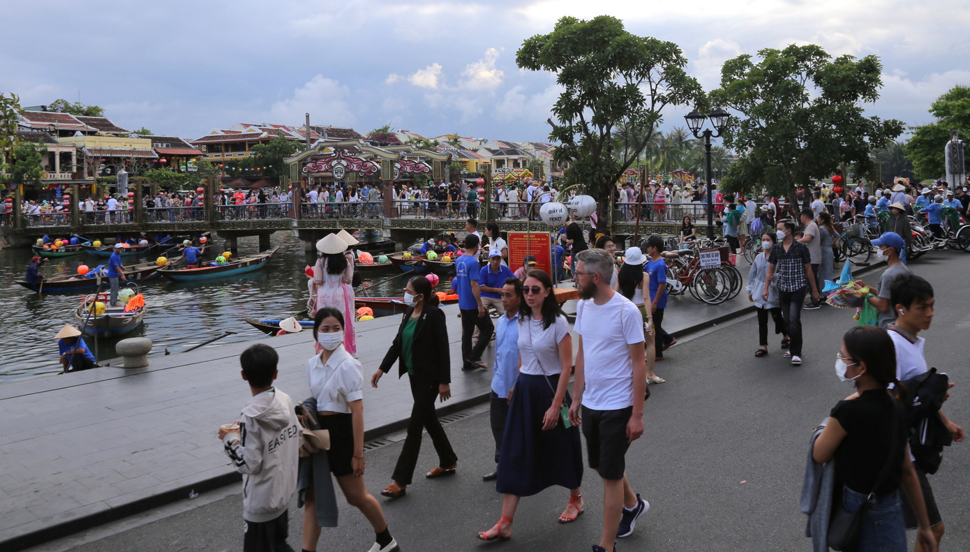 Quảng Nam đón hơn 155 nghìn lượt khách, người nước ngoài tới tấp đến Hội An ảnh 1 Quảng Nam đón hơn 155 nghìn lượt khách, người nước ngoài tới tấp đến Hội An ảnh 1