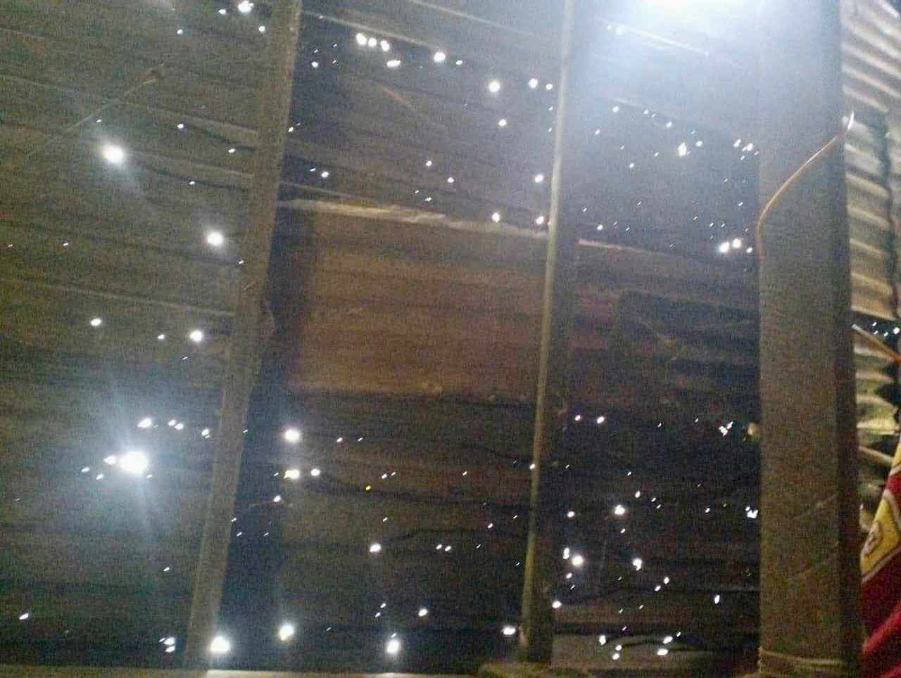 Mưa đá gây hư hỏng nhà và tài sản, hoa màu của người dân xã Trà Leng. Ảnh CTV Mưa đá gây hư hỏng nhà và tài sản, hoa màu của người dân xã Trà Leng. Ảnh CTV