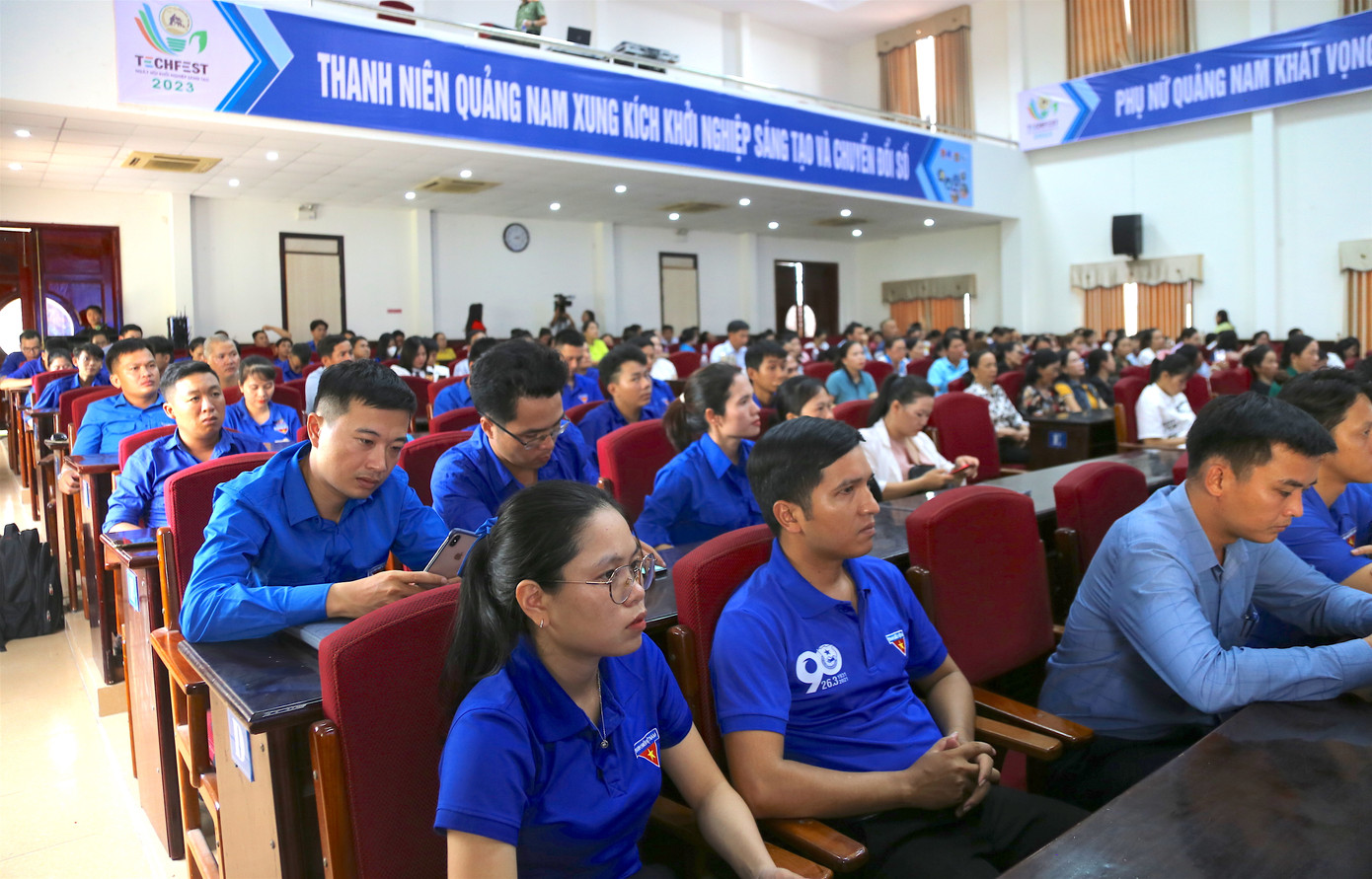 Bạn trẻ tham gia Diễn đàn Khát vọng khởi nghiệp Quảng Nam 2023. Bạn trẻ tham gia Diễn đàn Khát vọng khởi nghiệp Quảng Nam 2023.
