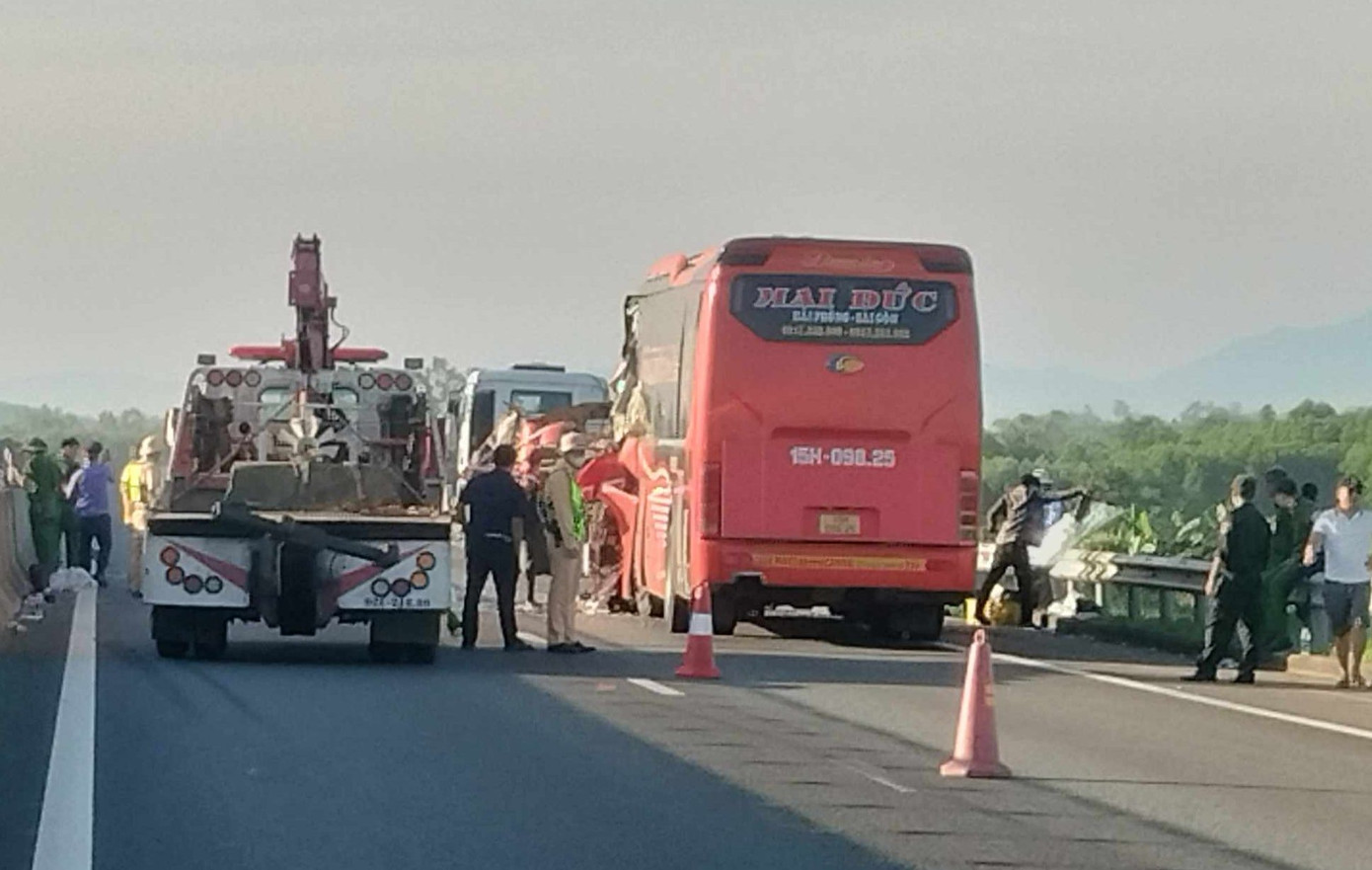 Hiện trường vụ tai nạn. Hiện trường vụ tai nạn.