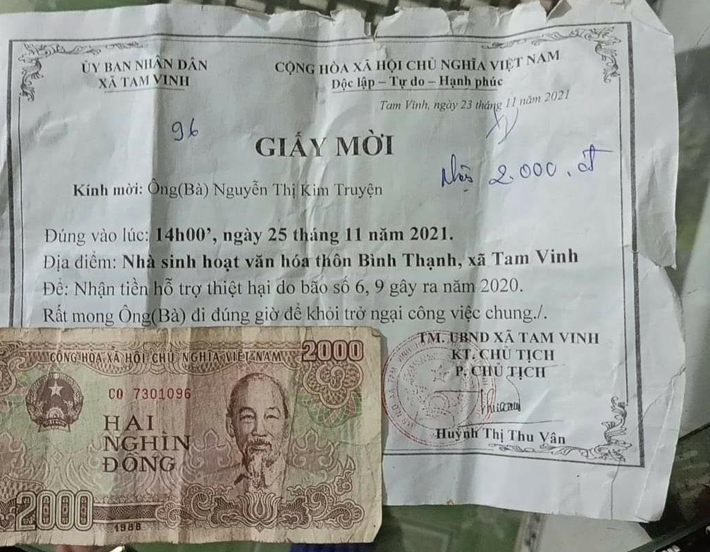 Hộ dân ở Quảng Nam nhận vỏn vẹn 2.000 đồng tiền hỗ trợ thiệt hại do bão gây xôn xao dư luận.