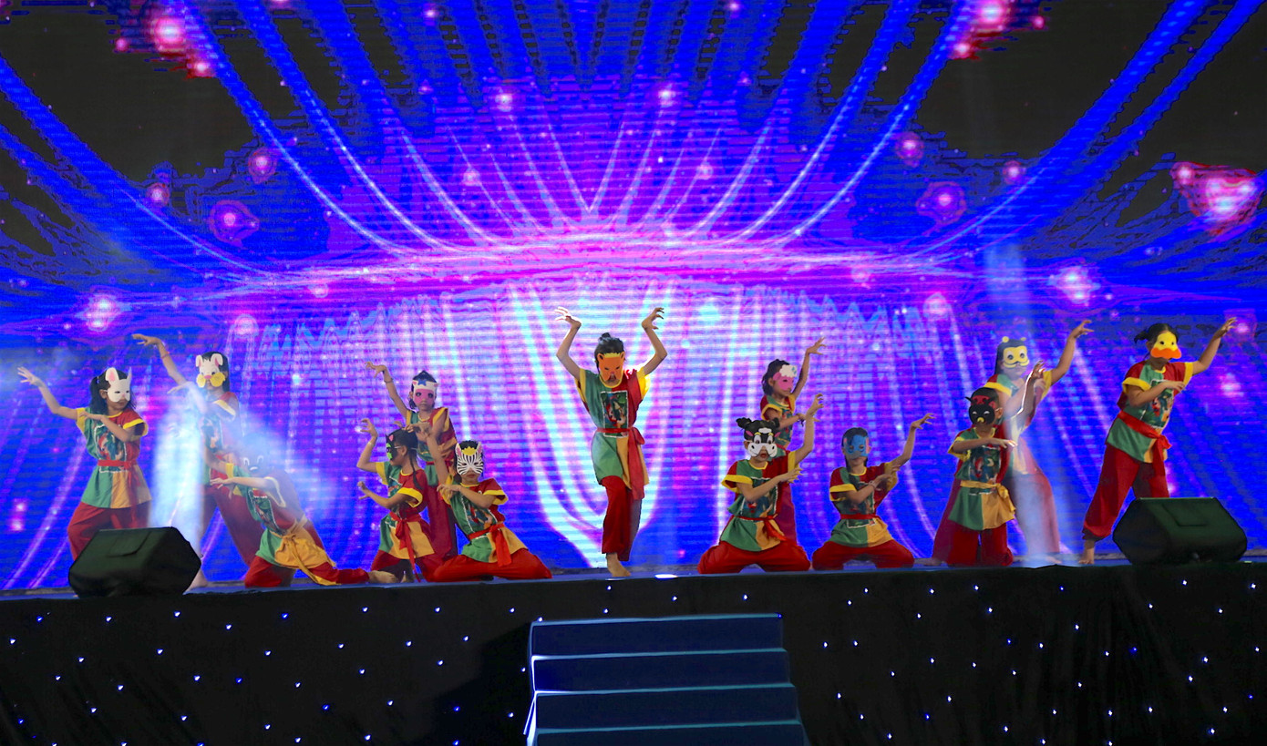 Các tiết mục trình diễn ấn tượng khéo léo lồng ghép nhiều hình ảnh, câu chuyện tuyên truyền bảo vệ động thực vật hoang dã. Các tiết mục trình diễn ấn tượng khéo léo lồng ghép nhiều hình ảnh, câu chuyện tuyên truyền bảo vệ động thực vật hoang dã.