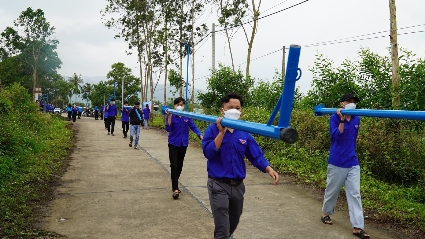 Đồng loạt ra quân hoạt động Tháng thanh niên tại các địa phương. Đồng loạt ra quân hoạt động Tháng thanh niên tại các địa phương.
