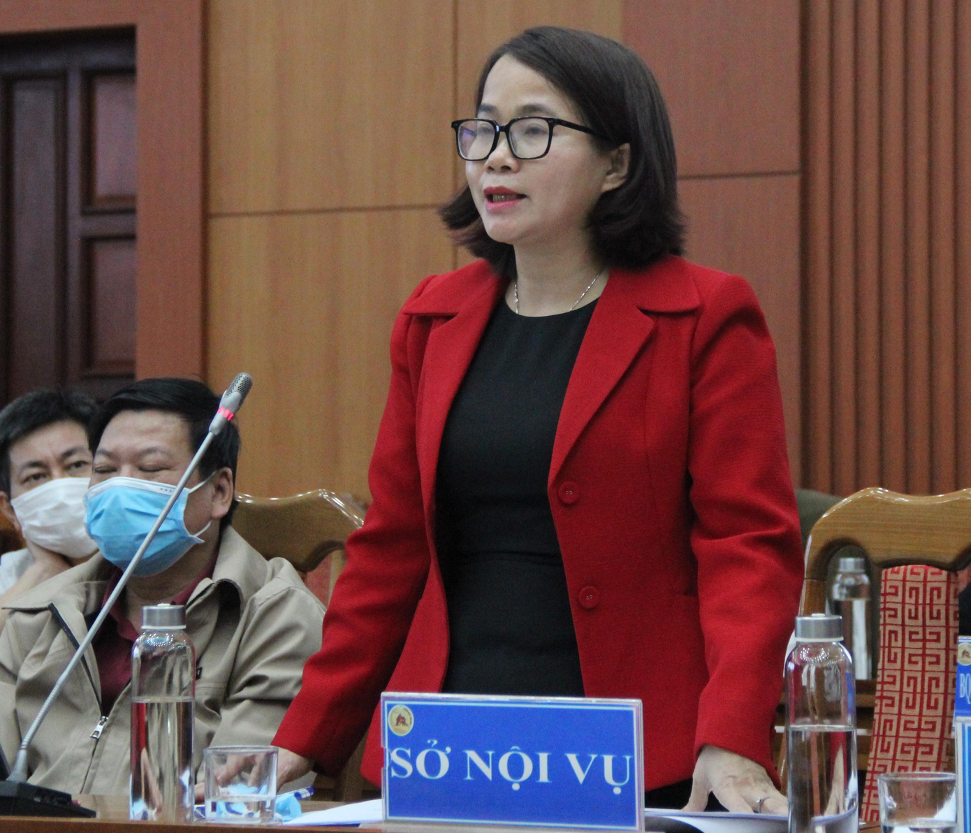 Bà Trần Thị Kim Hoa, Giám đốc Sở Nội vụ Quảng Nam. Bà Trần Thị Kim Hoa, Giám đốc Sở Nội vụ Quảng Nam.