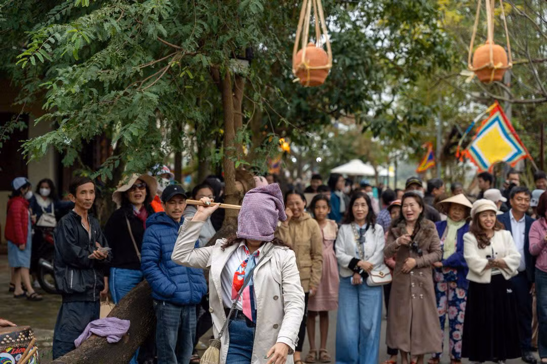Du khách hào hứng tham gia các hoạt động trải nghiệm tại lễ hội. Du khách hào hứng tham gia các hoạt động trải nghiệm tại lễ hội.